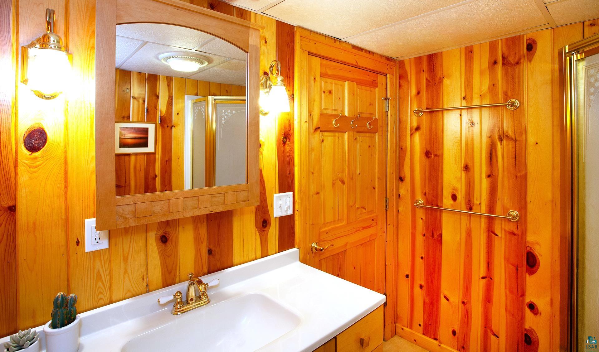 318 Marshall Street Duluth, MN 55803 - Photo 16 of 18