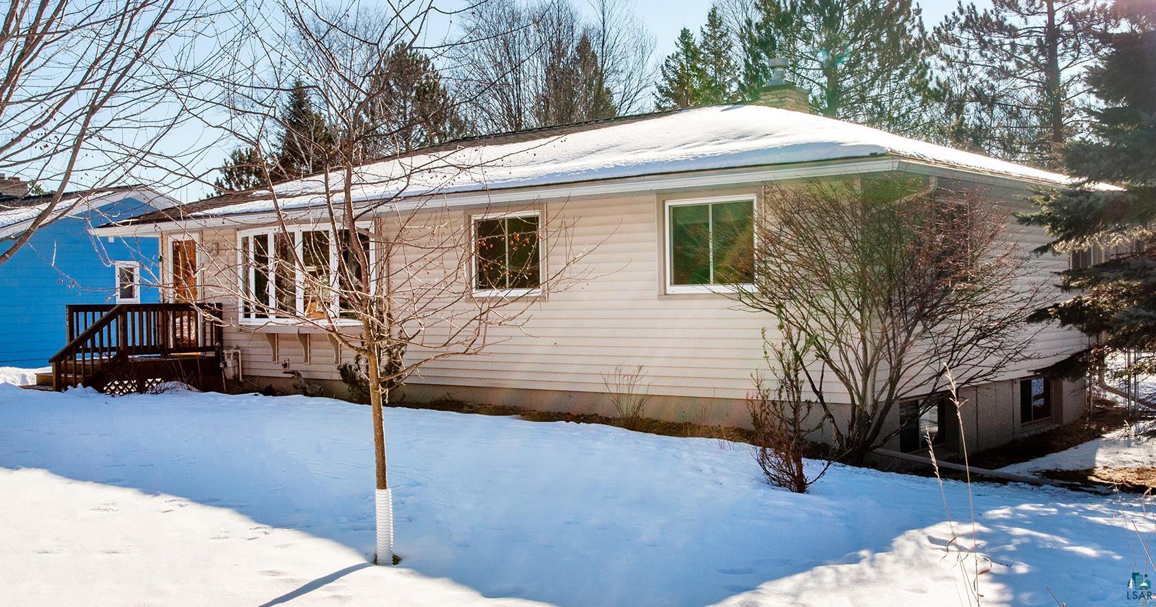 318 Marshall Street Duluth, MN 55803 - Photo 2 of 18 View of snow covered rear of property