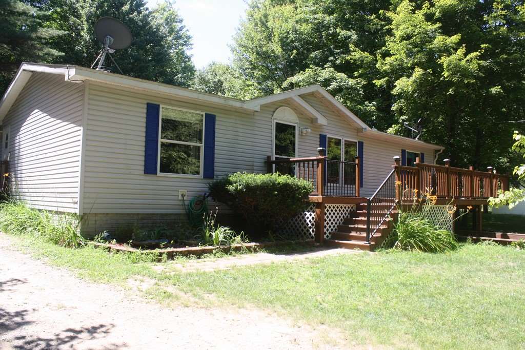 7950 East Baseline Road Mount Pleasant, MI 48858 - Photo 1 of 31 1812932.JPG