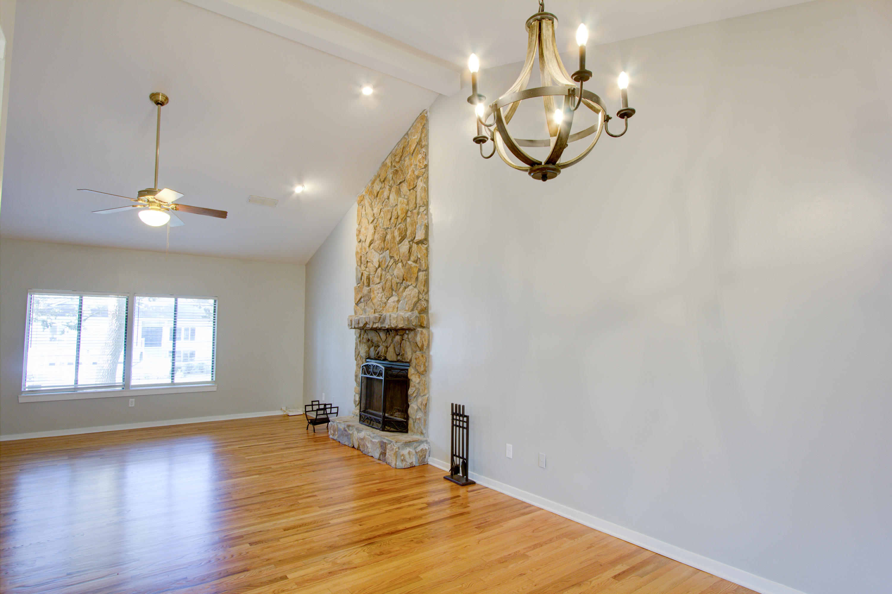 1494 Oak Landing Road Mount Pleasant, SC 29464 - Photo 31 of 65 Living Area