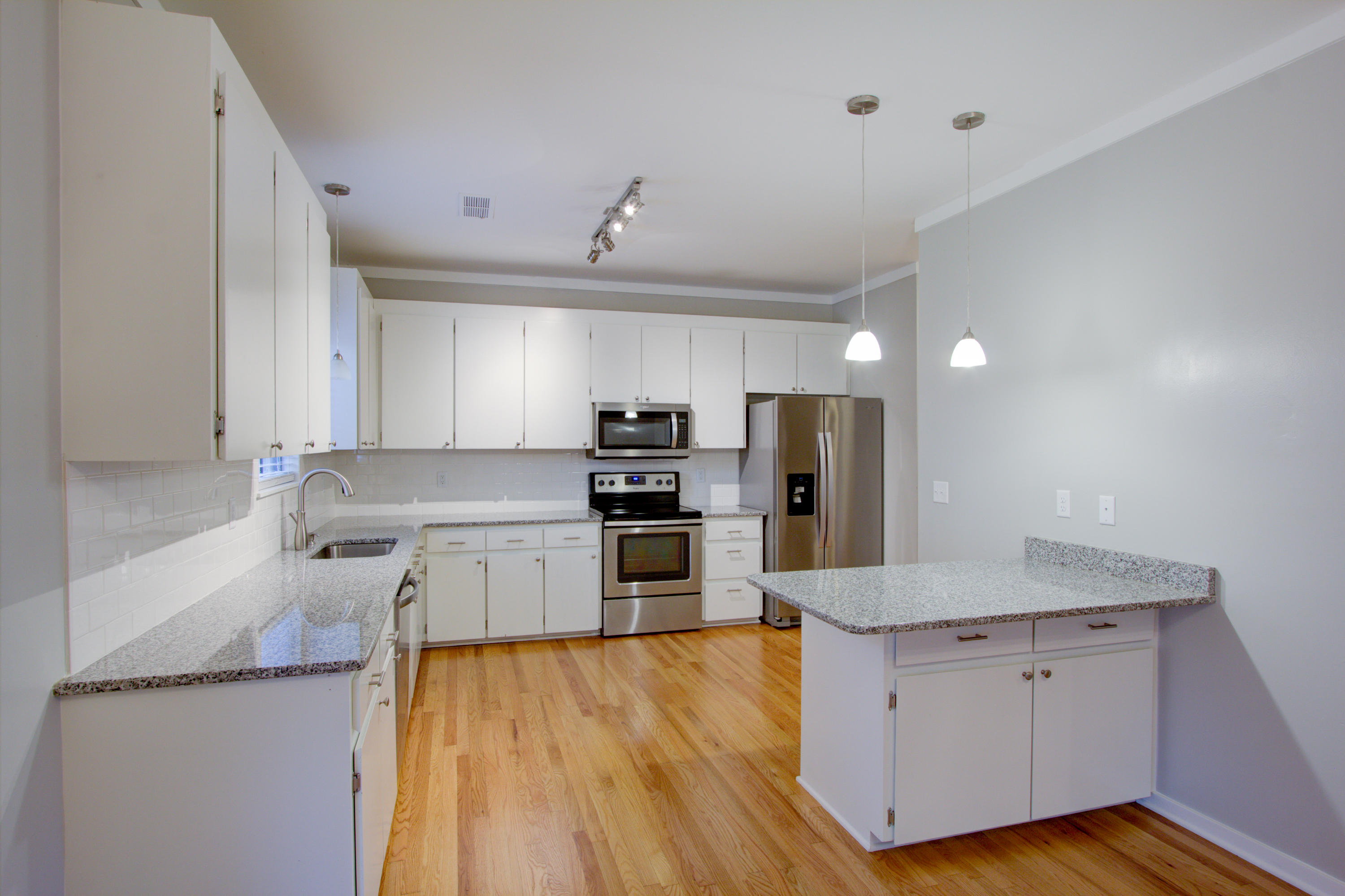 1494 Oak Landing Road Mount Pleasant, SC 29464 - Photo 34 of 65 Kitchen
