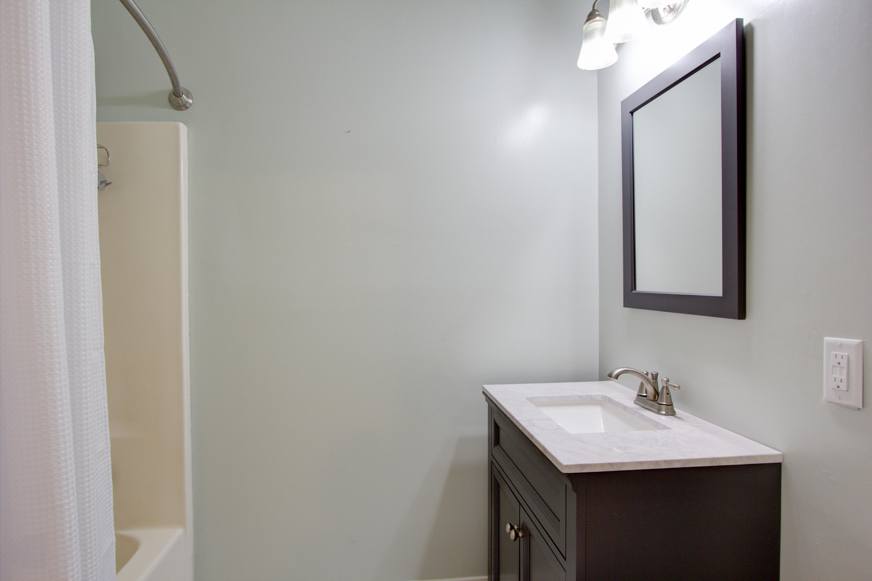 1494 Oak Landing Road Mount Pleasant, SC 29464 - Photo 54 of 65 Bathroom