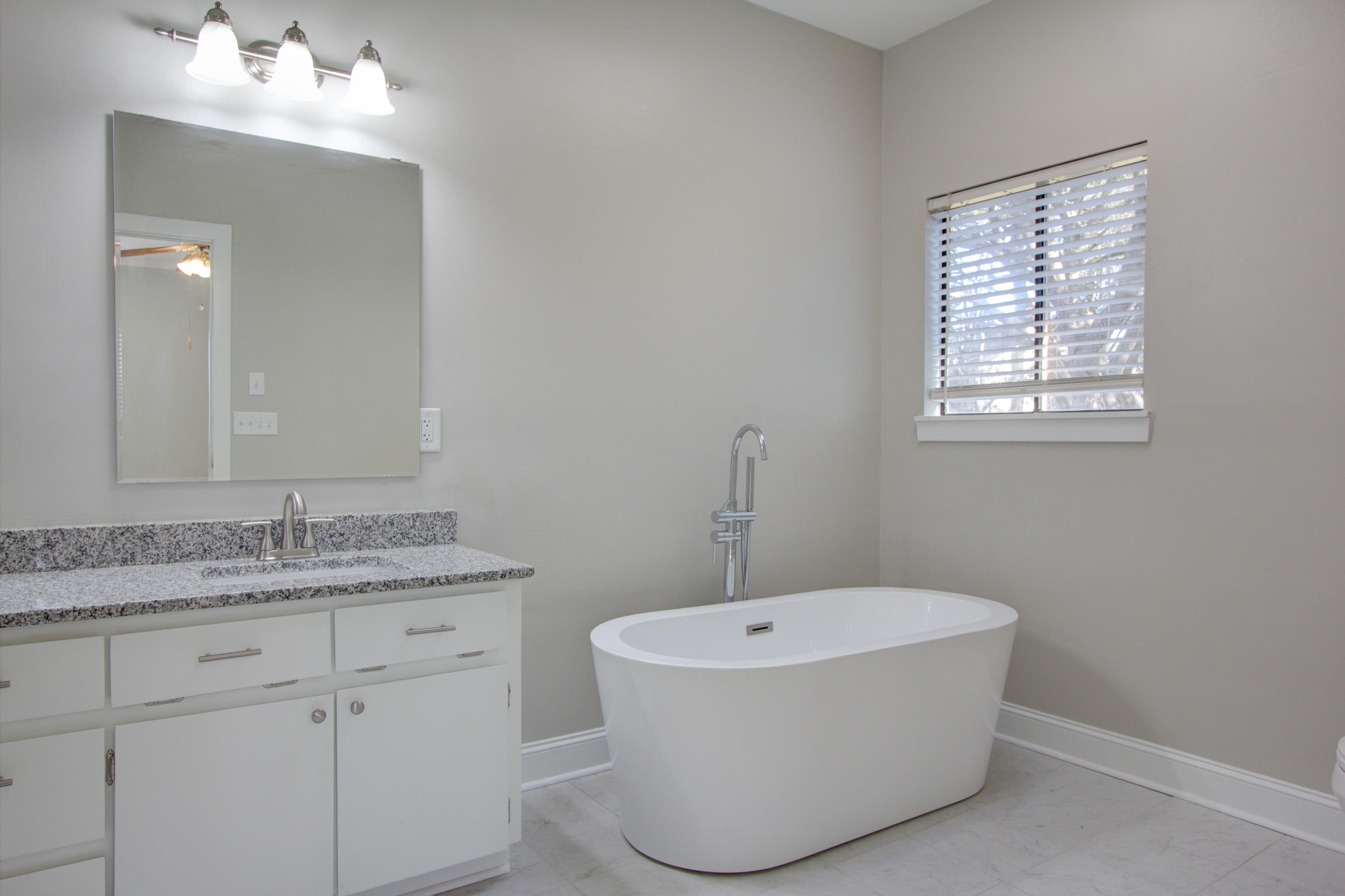1494 Oak Landing Road Mount Pleasant, SC 29464 - Photo 59 of 65 Master Bath
