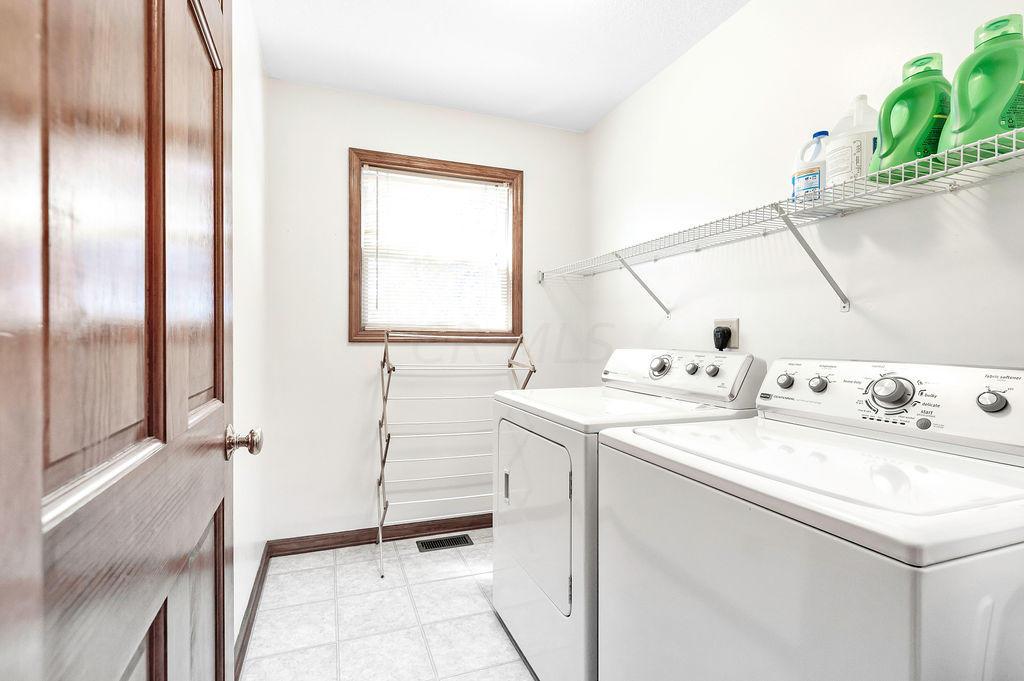 1767 Coonpath Road Northeast Lancaster, OH 43130 - Photo 17 of 33 Gallery Image 17