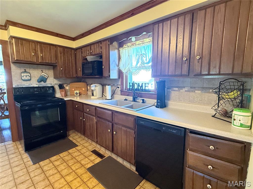15892 Highway 6 Novinger, MO 63559 - Photo 6 of 32