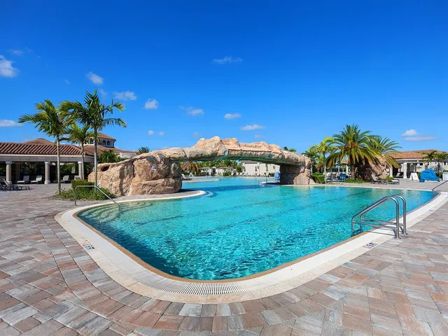 a view of outdoor space yard and outdoor