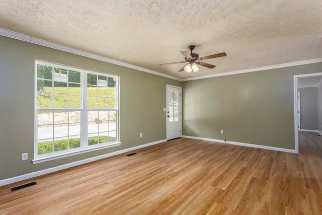 $464,900 | 266 Pine Hill Drive, Dayton, TN 37321