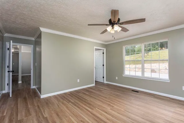 $464,900 | 266 Pine Hill Drive, Dayton, TN 37321