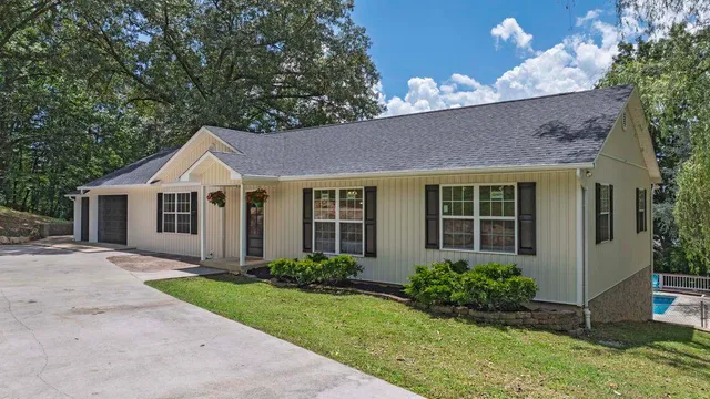 $464,900 | 266 Pine Hill Drive, Dayton, TN 37321