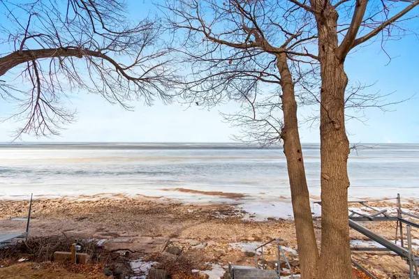 $949,000 | 5141 Edgewater Beach Road, Green Bay, WI 54311