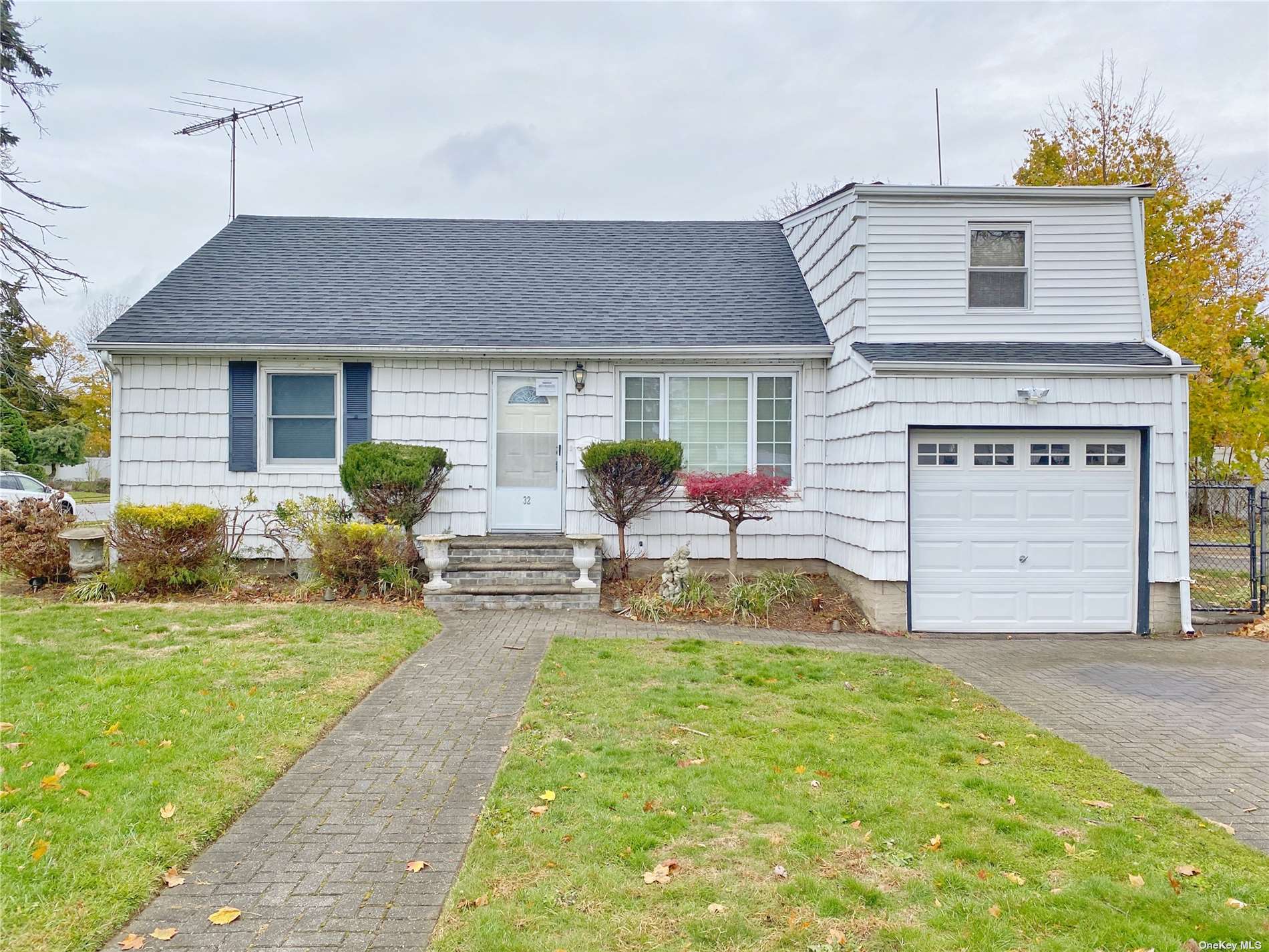 32 Soloff Road Massapequa, NY 11758 - Photo 1 of 1 Gallery Image 1