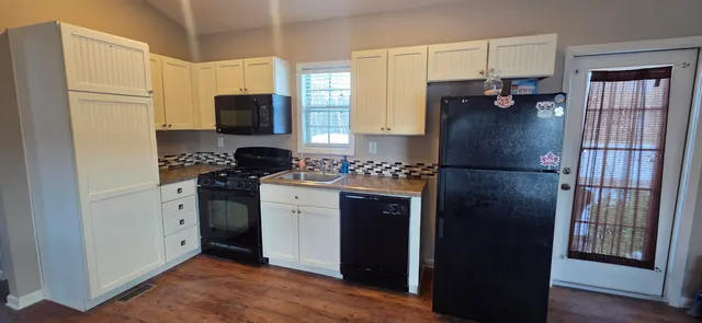 $1,700 | 45 C Beatrice Street, Unit C, Danville, NH 03819