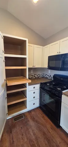 $1,700 | 45 C Beatrice Street, Unit C, Danville, NH 03819