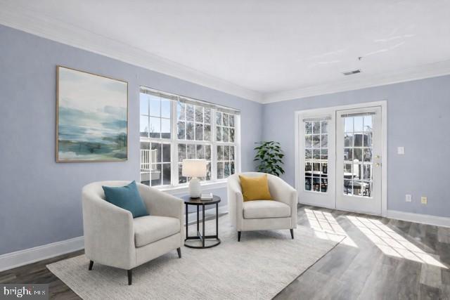 932 Orchard Ridge Drive, Unit 200 Gaithersburg, MD 20878 - Photo 16 of 51 a living room with furniture and a window