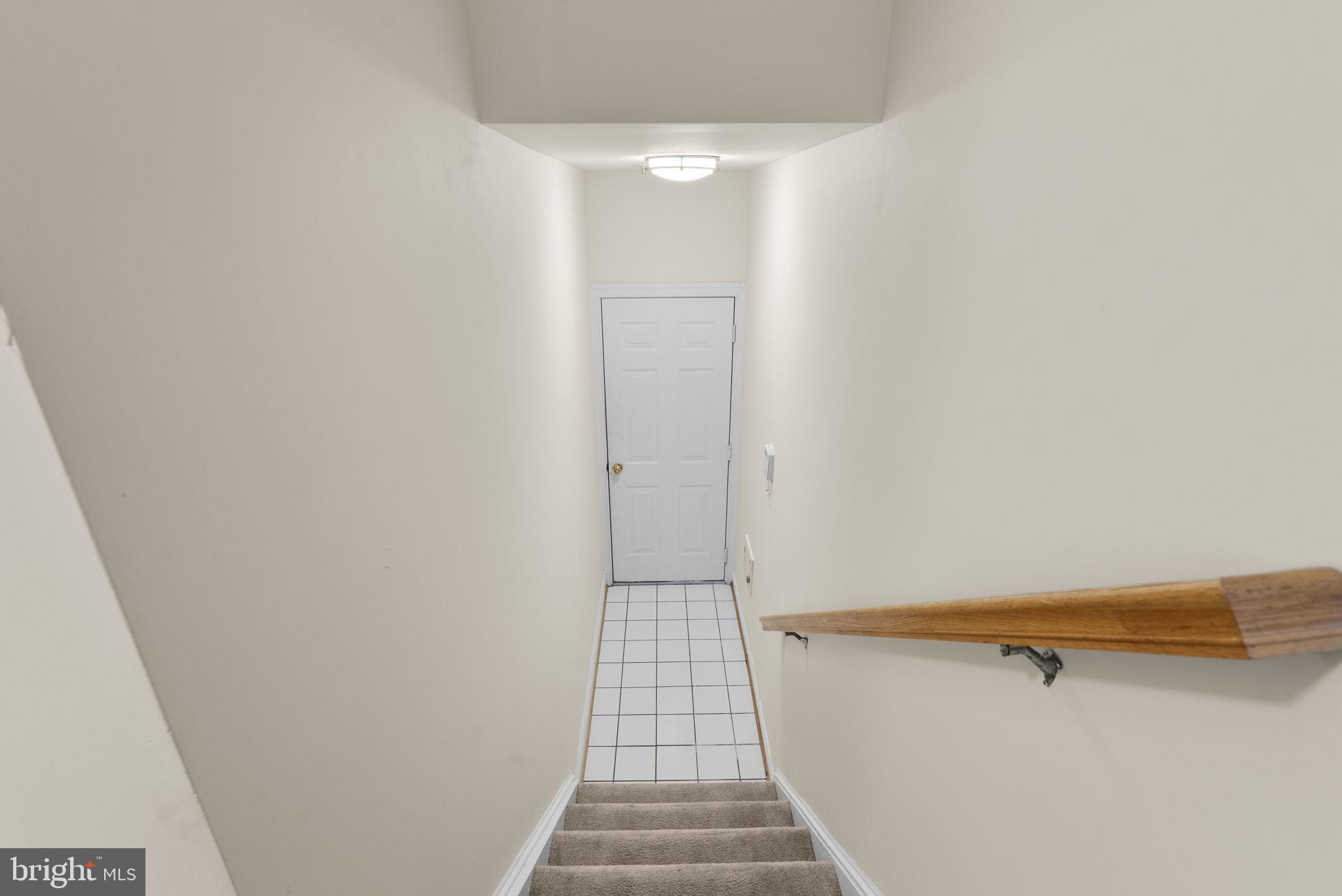 932 Orchard Ridge Drive, Unit 200 Gaithersburg, MD 20878 - Photo 4 of 51 a view of a hallway