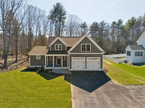 $1,399,900 | 7 Washburn Farm Lane, Unit 9, Kittery, ME 03905