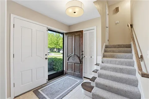 $699,950 | 5475 West 85th Terrace, Prairie Village, KS 66207