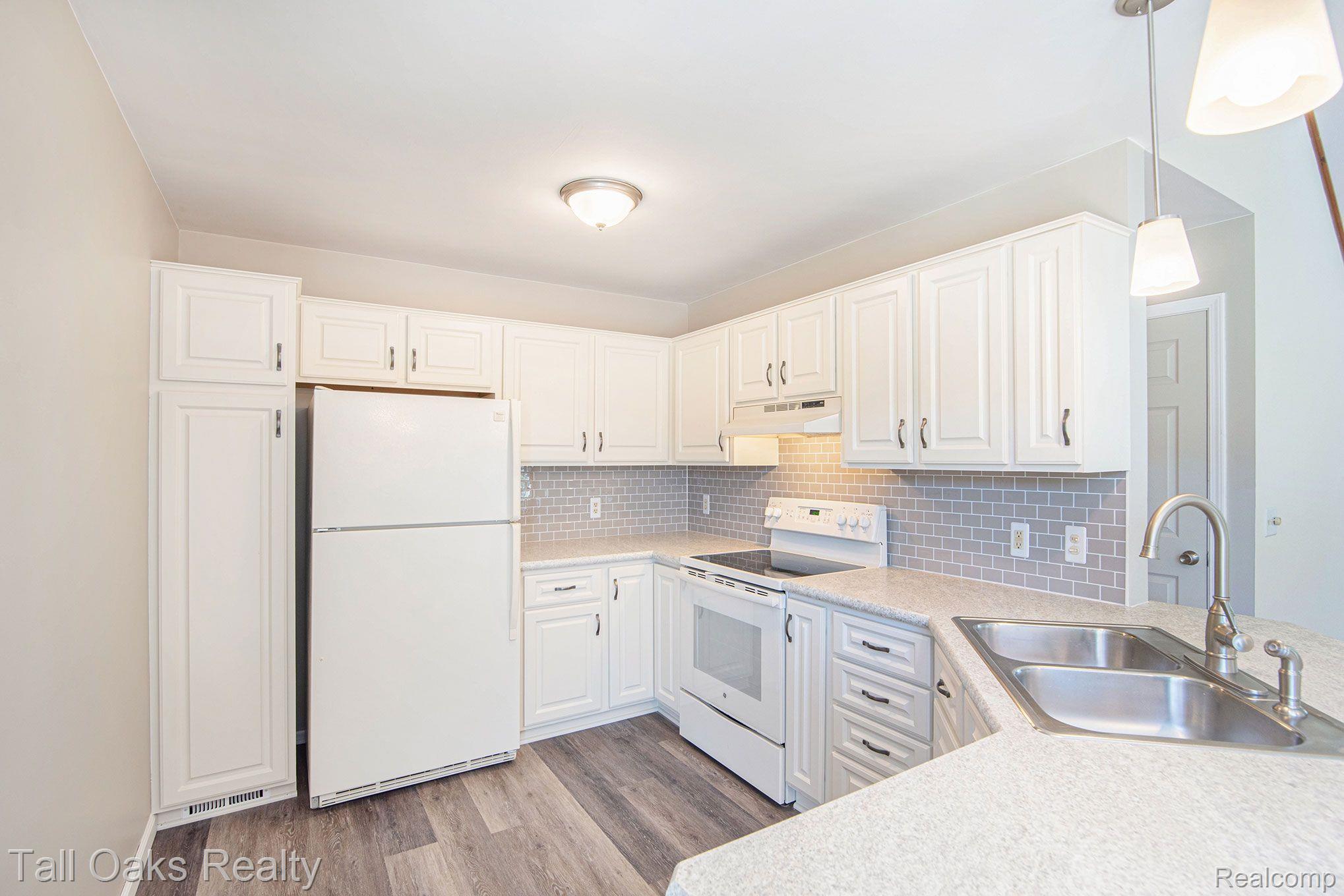 2150 Bowers Road Lapeer, MI 48446 - Photo 7 of 21 Gallery Image 7