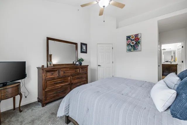 $369,000 | N17-w26475 Meadowgrass Circle, Unit G, Pewaukee, WI 53072