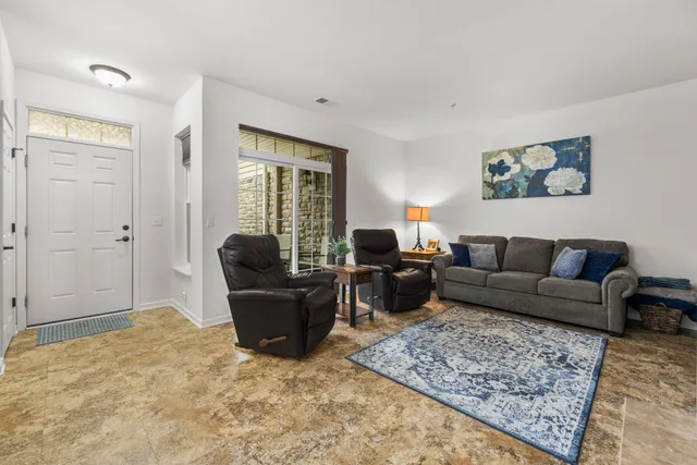 $369,000 | N17-w26475 Meadowgrass Circle, Unit G, Pewaukee, WI 53072