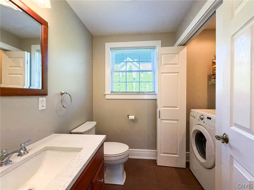 1400 Old Burrstone Road Utica, NY 13502 - Photo 16 of 48