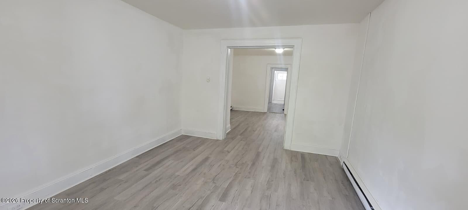 807 Monroe Avenue Scranton, PA 18510 - Photo 4 of 11 Living Room