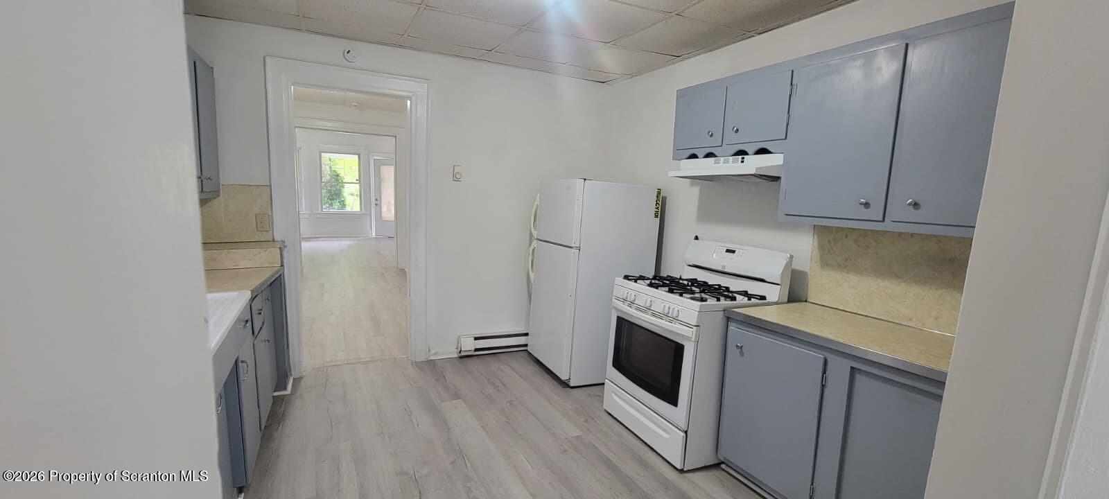 807 Monroe Avenue Scranton, PA 18510 - Photo 9 of 11 Kitchen