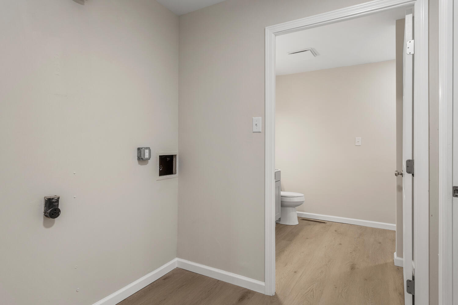 2704 West Kirby Avenue Champaign, IL 61821 - Photo 14 of 28