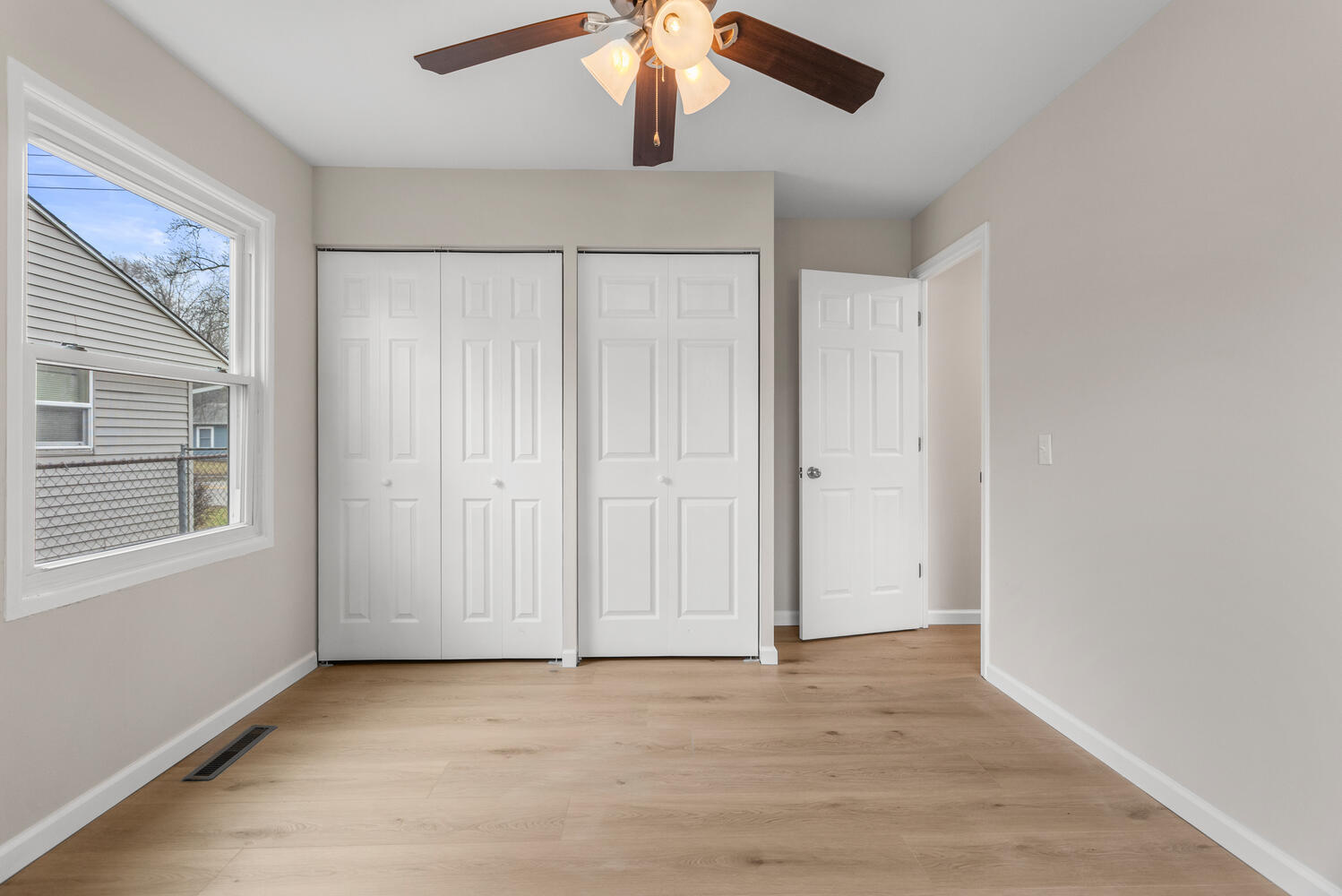 2704 West Kirby Avenue Champaign, IL 61821 - Photo 19 of 28