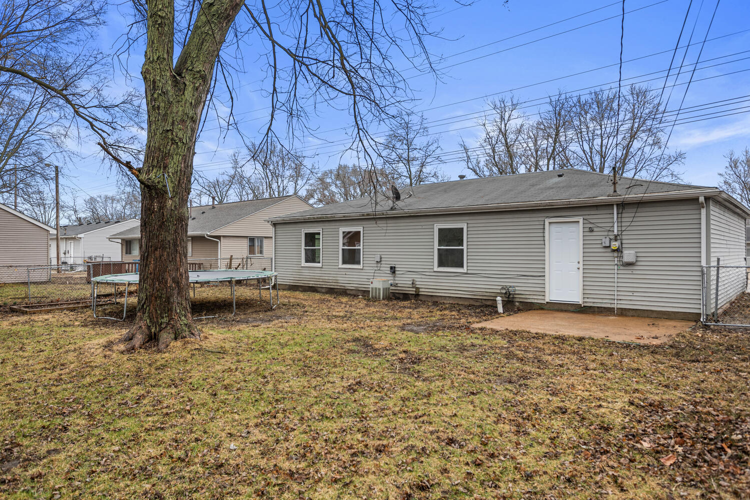 2704 West Kirby Avenue Champaign, IL 61821 - Photo 25 of 28