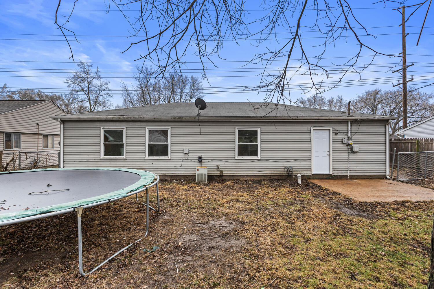 2704 West Kirby Avenue Champaign, IL 61821 - Photo 26 of 28