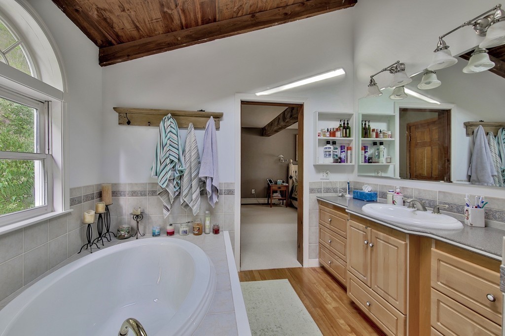 13 Pleasant Valley Road Amesbury, MA 01913 - Photo 22 of 30 Gallery Image 22