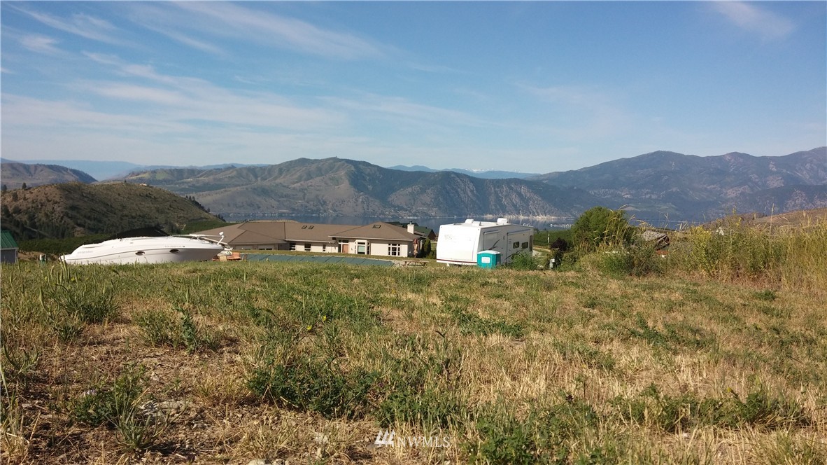 655 Chelan Trails Road Manson, WA 98831 - Photo 3 of 8 Gallery Image 3