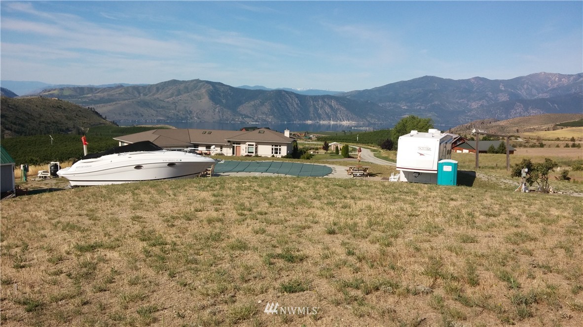 655 Chelan Trails Road Manson, WA 98831 - Photo 4 of 8 Gallery Image 4