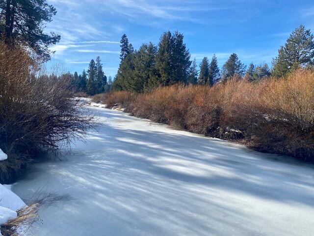 55125 Huntington Road Bend, OR 97707 - Photo 3 of 41 IMG_4850