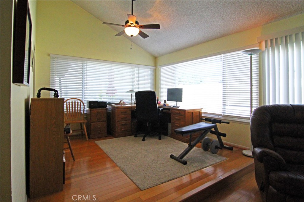 25668 Fedala Road Valencia, CA 91355 - Photo 9 of 36