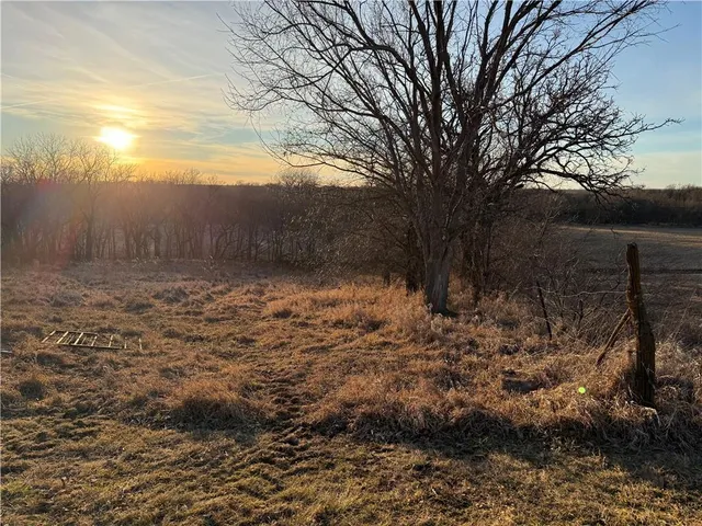 $397,950 | Nighthawk Road, Hiawatha, KS 66434