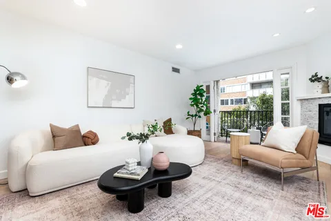 $575,000 | 1230 Horn Avenue, Unit 516, West Hollywood, CA 90069