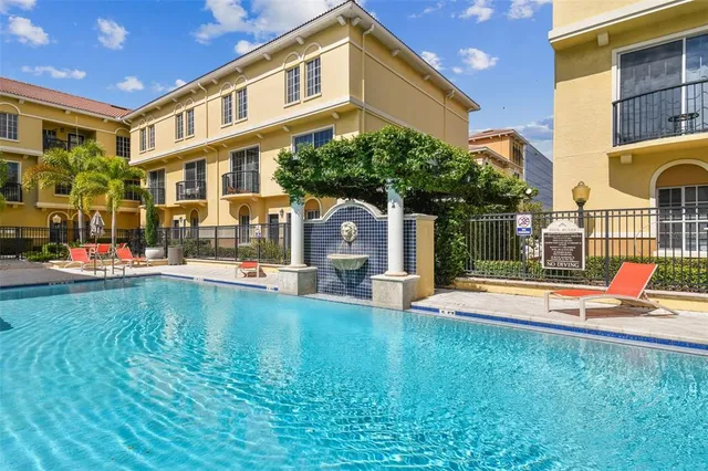 $579,900 | 143 Grand Beach Place, Unit 143, Tampa, FL 33609