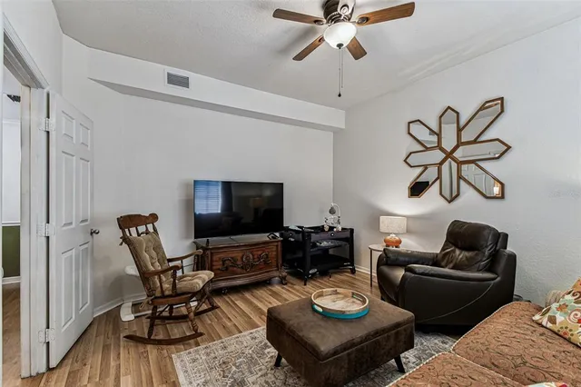 $579,900 | 143 Grand Beach Place, Unit 143, Tampa, FL 33609