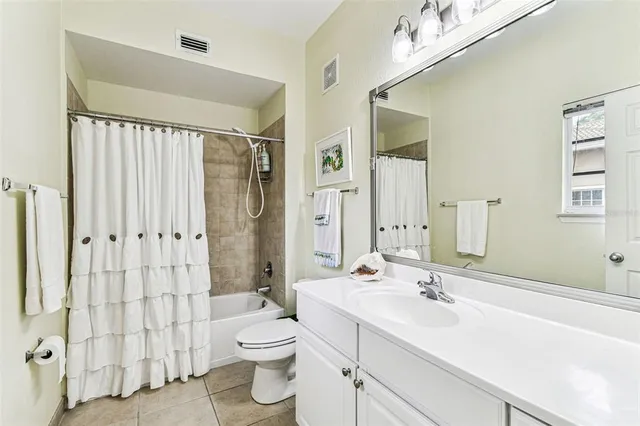 $579,900 | 143 Grand Beach Place, Unit 143, Tampa, FL 33609