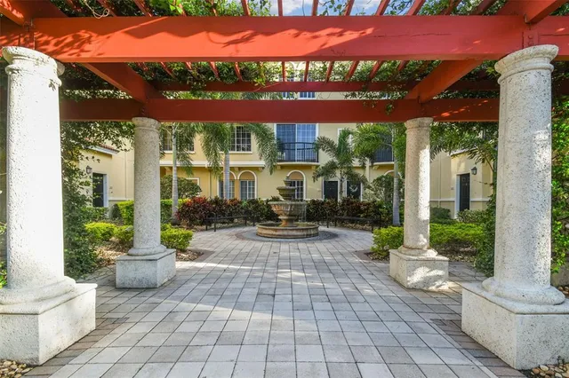 $579,900 | 143 Grand Beach Place, Unit 143, Tampa, FL 33609