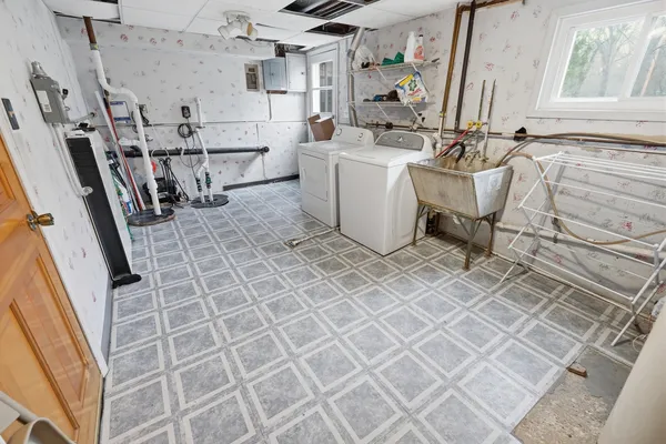 $475,000 | 3N539 Woodland Avenue, West Chicago, IL 60185