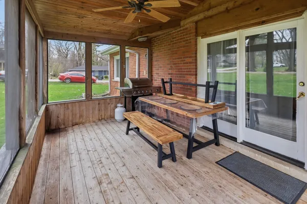 $475,000 | 3N539 Woodland Avenue, West Chicago, IL 60185