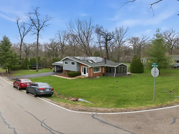 $475,000 | 3N539 Woodland Avenue, West Chicago, IL 60185