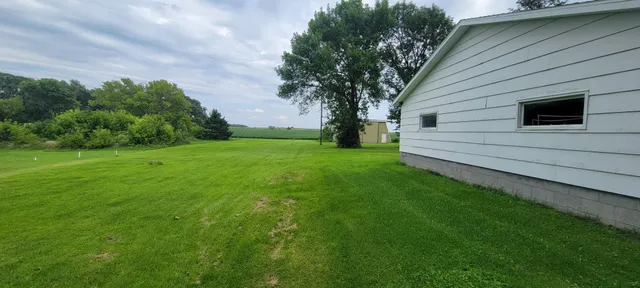 $1 | 35755 200th Street, Battle Lake, MN 56515