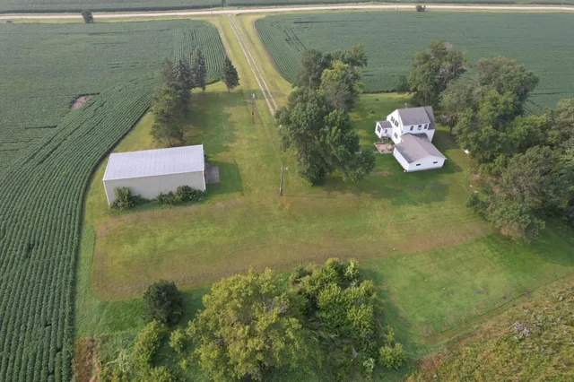 $1 | 35755 200th Street, Battle Lake, MN 56515