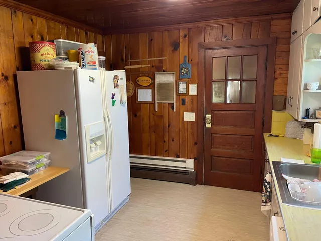 $1 | 35755 200th Street, Battle Lake, MN 56515