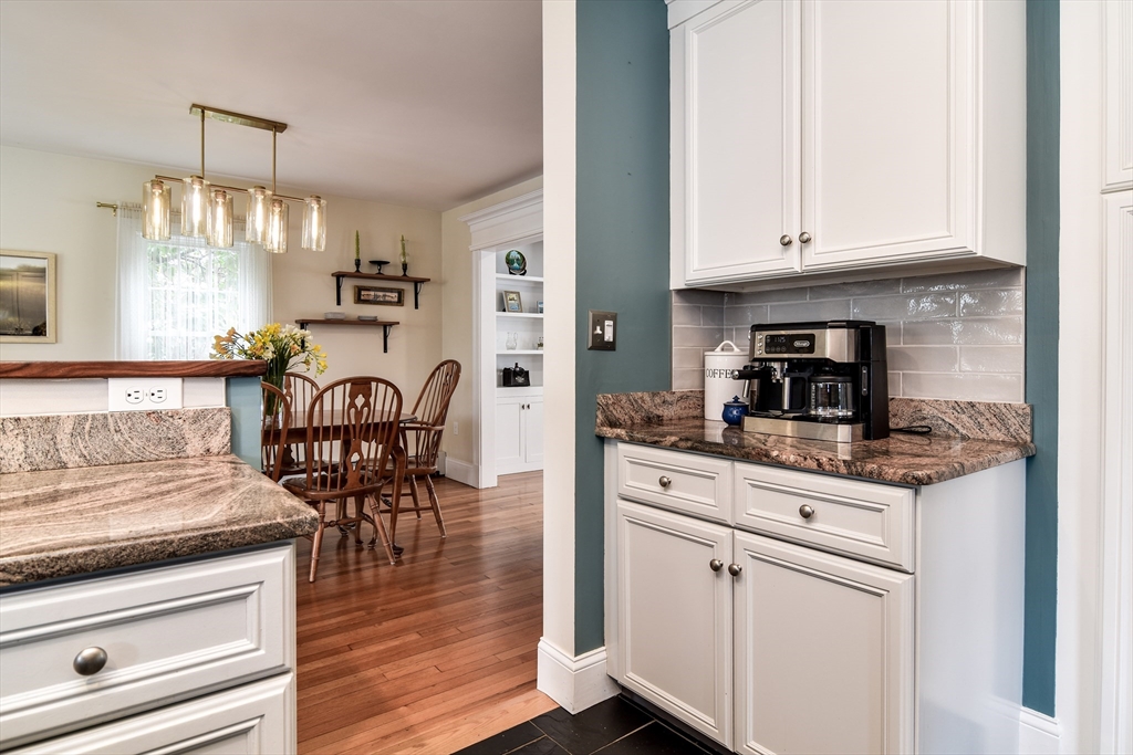 25 Duffett Road Framingham, MA 01702 - Photo 12 of 41