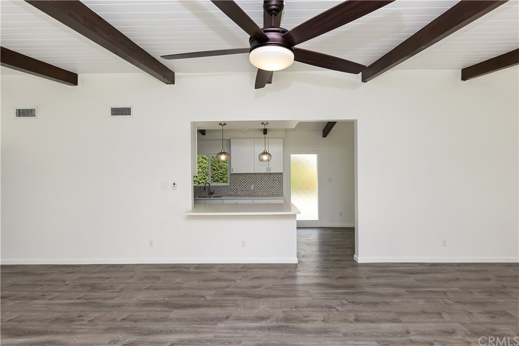 5632 Laredo Road Riverside, CA 92506 - Photo 13 of 46